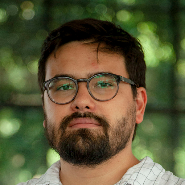 Paulo Miyada  