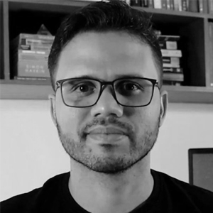 Prof. Dr. Raphaell Maciel de Sousa