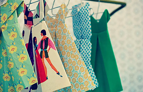  Oficina infantil // roupas de papel