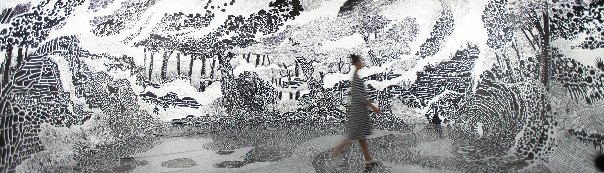 Oscar Oiwa no Paraíso – Desenhando o Efêmero