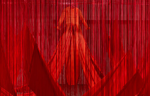  Instalação Linha Interna – Chiharu Shiota