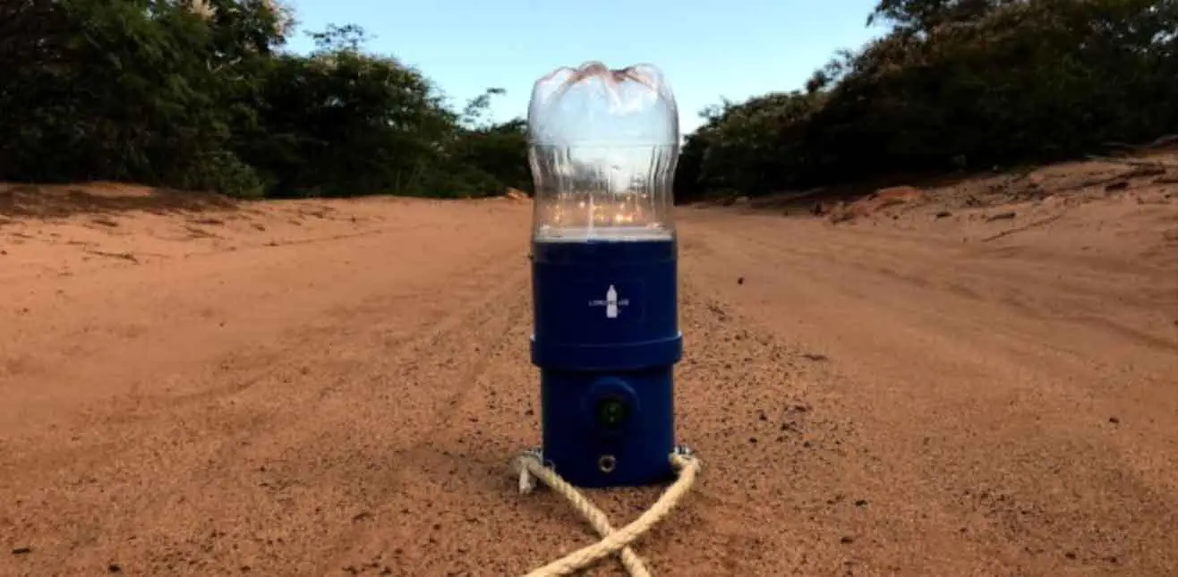 次元 Dimensão: Construção de Lampião Solar com o Litro de Luz