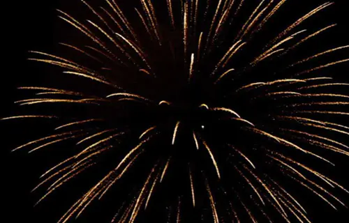  Senko Hanabi: los Fuegos Artificiales en Miniatura