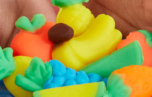  Oficina infantil de Massinha Play Doh
